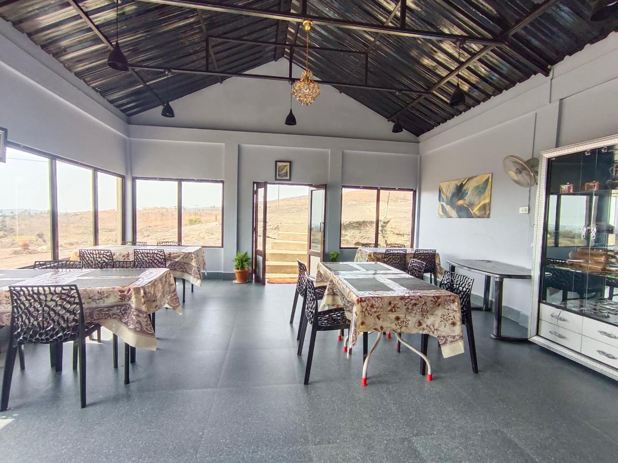 Serene Resort Cherrapunji Εξωτερικό φωτογραφία