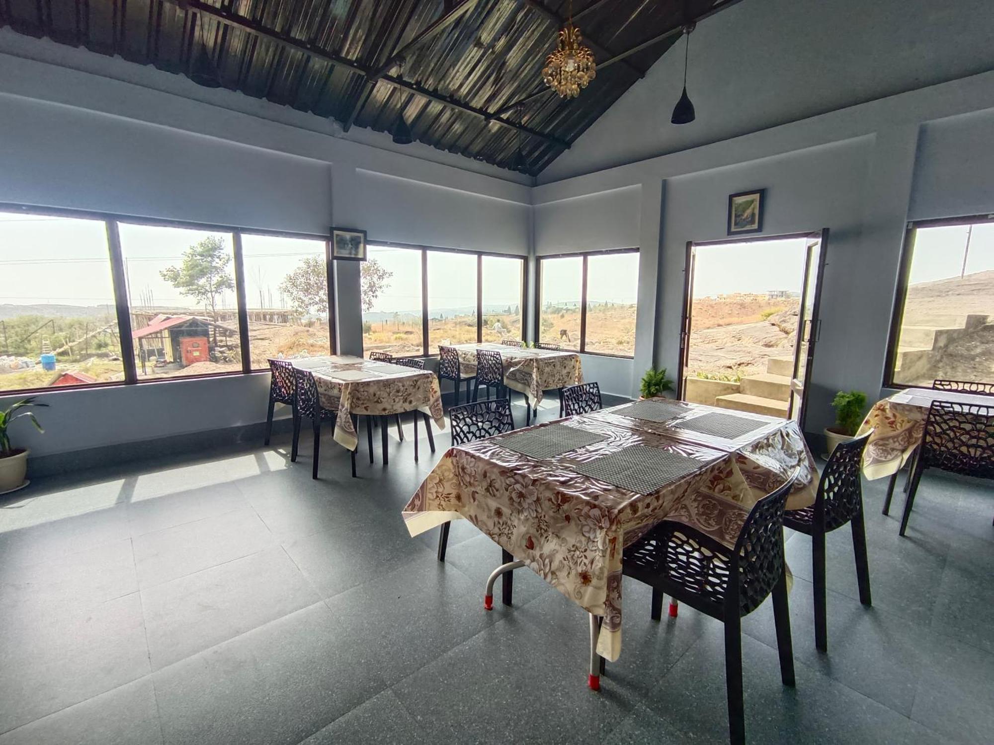 Serene Resort Cherrapunji Εξωτερικό φωτογραφία