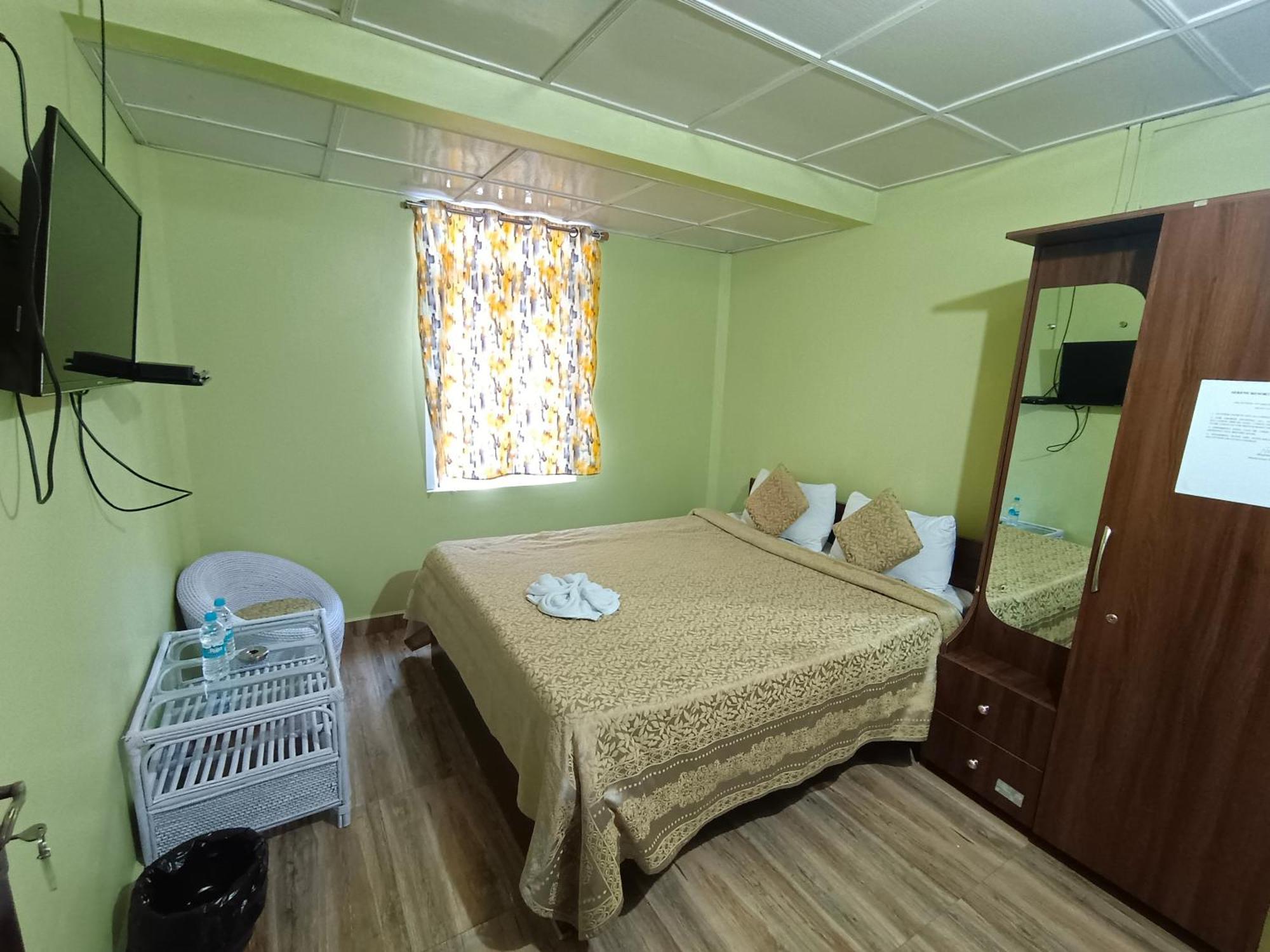Serene Resort Cherrapunji Εξωτερικό φωτογραφία