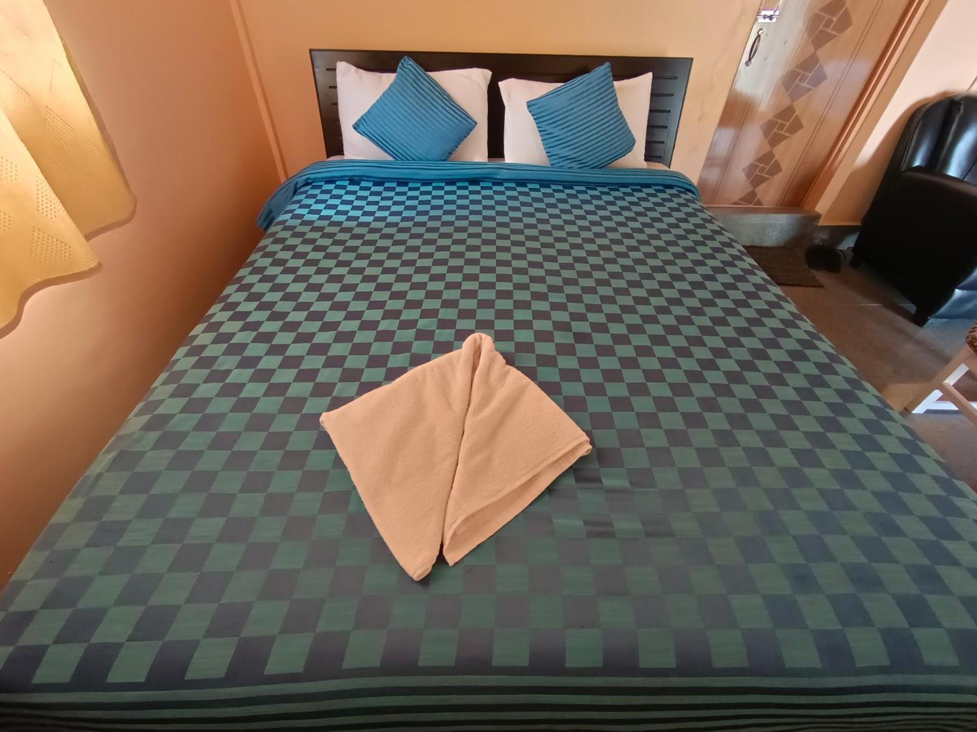Serene Resort Cherrapunji Εξωτερικό φωτογραφία